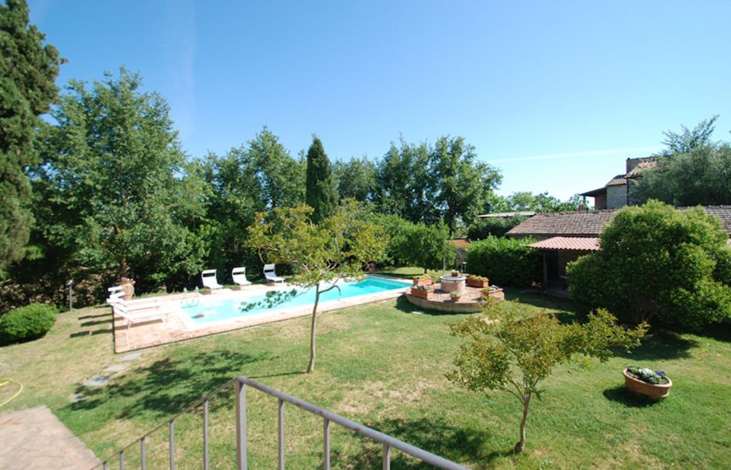 Casa Vacanze Pievina 베스코나 외부 사진